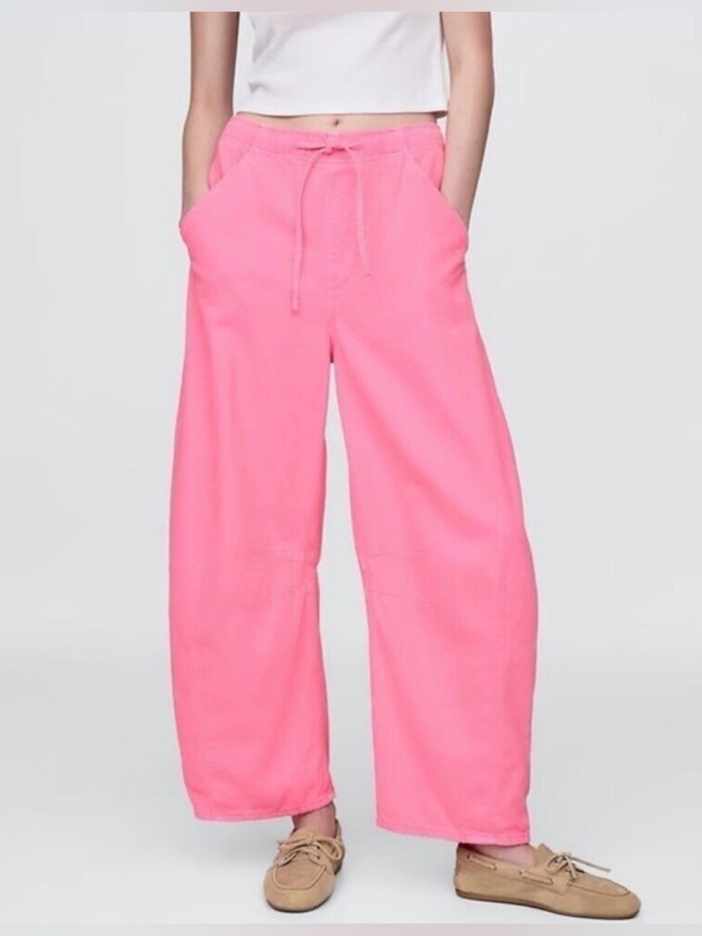 Gap Easy Horseshoe Barrel Jeans in Neon Pink